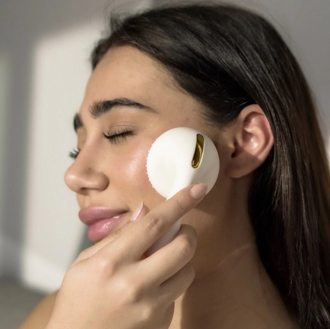Ultrasonic Yüz Temizleme Fırçası